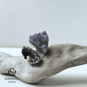 Adjustable Raw Amethyst Ring In Silver With Triangle Geometric Design: Purple gemstone ring